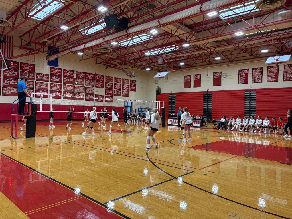Masuk Girls Volleyball Battles&nbsp;Ridgefield