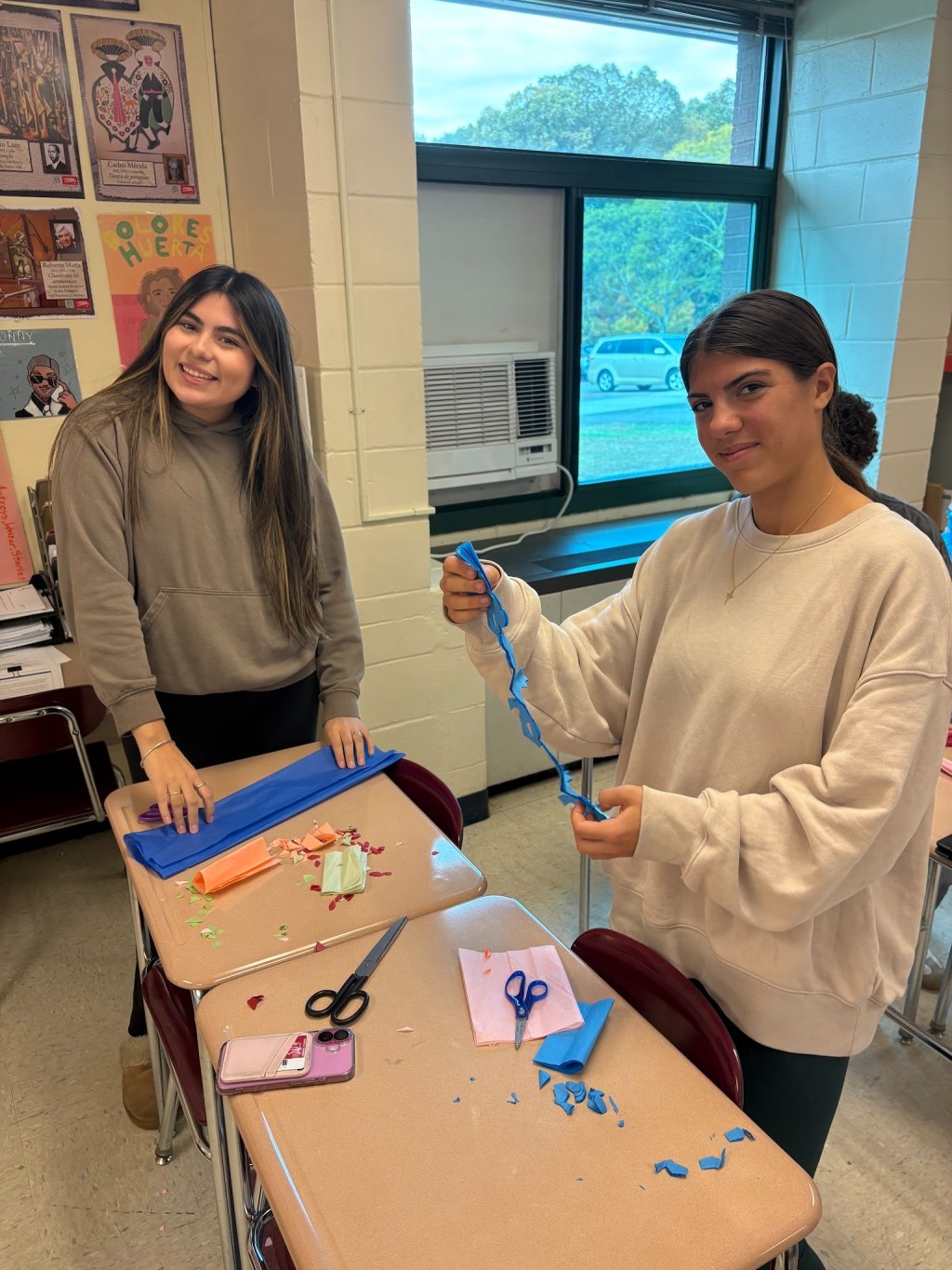 Masuk Students Plan and Prep for Latin&nbsp;Night