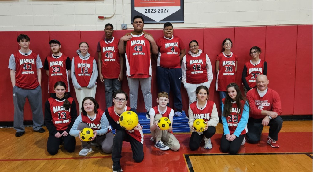Masuk Unified Sports vs. Joel&nbsp;Barlow